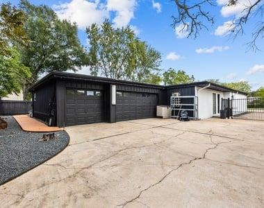 7902 Richmond Avenue - Photo Thumbnail 41