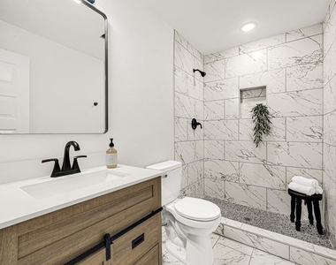 1519 Munger Street - Photo Thumbnail 12