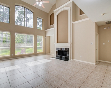 15919 Hurstfield Pointe Drive - Photo Thumbnail 17