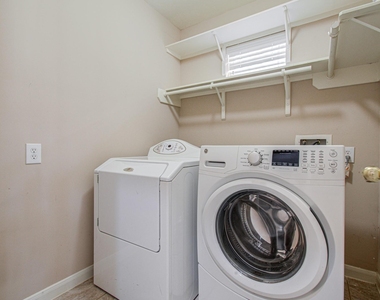 15919 Hurstfield Pointe Drive - Photo Thumbnail 7