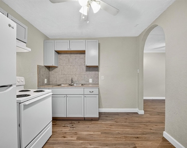 4203 Polk Street - Photo Thumbnail 15