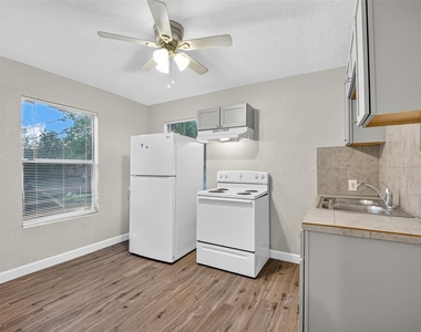 4203 Polk Street - Photo Thumbnail 11