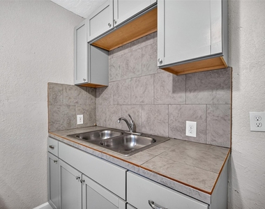 4203 Polk Street - Photo Thumbnail 14