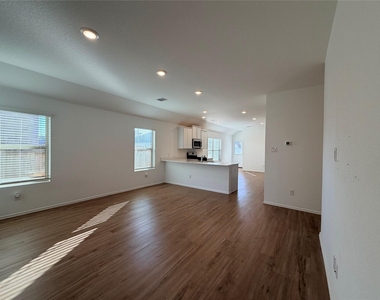 2023 Foxtail Creek Ct Crosby, Tx 77532 - Photo Thumbnail 14