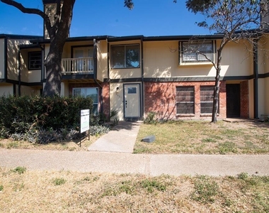 5821 Sunforest Dr - Photo Thumbnail 26