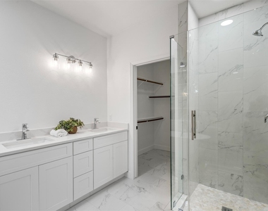 55 Terraglen Dr - Photo Thumbnail 15
