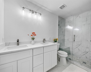 55 Terraglen Dr - Photo Thumbnail 24