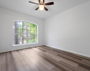55 Terraglen Dr - Photo Thumbnail 19