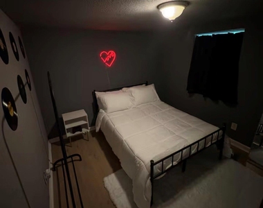3310 A Campbell Street - Photo Thumbnail 1