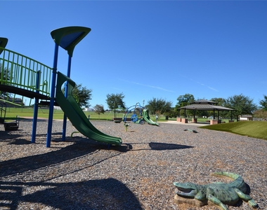 406 Pine Street - Photo Thumbnail 33