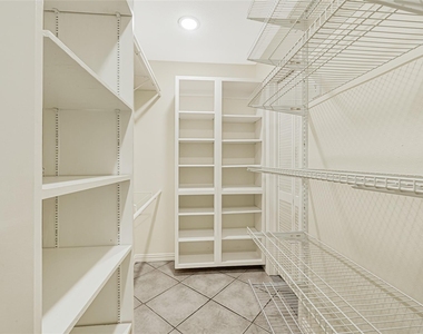 4806 Hickorygate - Photo Thumbnail 17