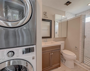 1110 E 24th Street - Photo Thumbnail 13