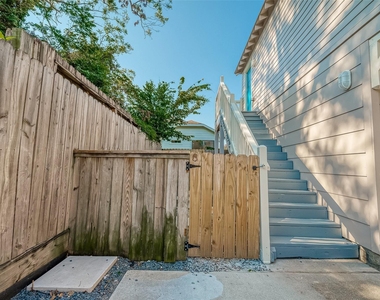1110 E 24th Street - Photo Thumbnail 1