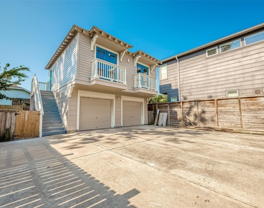 1110 E 24th Street - Photo Thumbnail 17