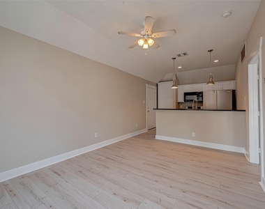1110 E 24th Street - Photo Thumbnail 2