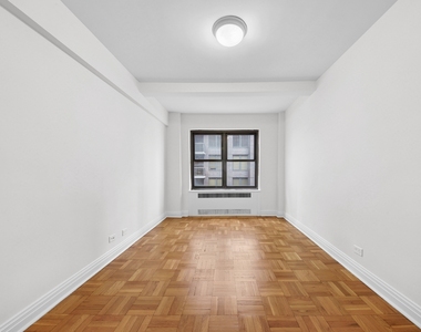 141 East 56th Street #10A - Photo Thumbnail 1