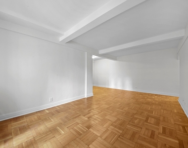 141 East 56th Street #10A - Photo Thumbnail 3