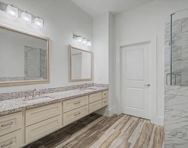 300 St Joseph Parkway - Photo Thumbnail 21