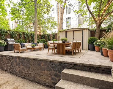 East 89th Street - Photo Thumbnail 1