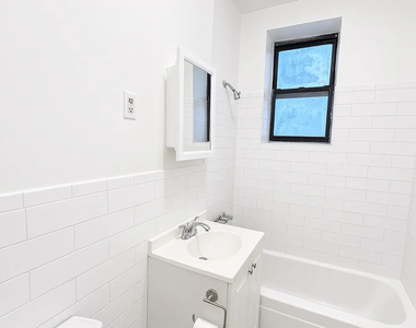 East 89th Street - Photo Thumbnail 7
