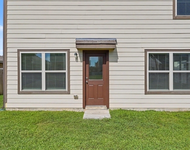 11135 N Lake Mist Lane - Photo Thumbnail 32