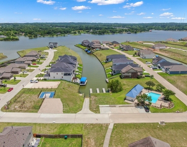 11135 N Lake Mist Lane - Photo Thumbnail 40