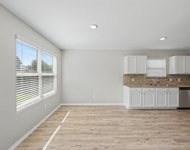 11135 N Lake Mist Lane - Photo Thumbnail 11