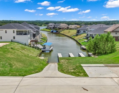 11135 N Lake Mist Lane - Photo Thumbnail 41
