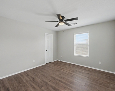 11135 N Lake Mist Lane - Photo Thumbnail 25