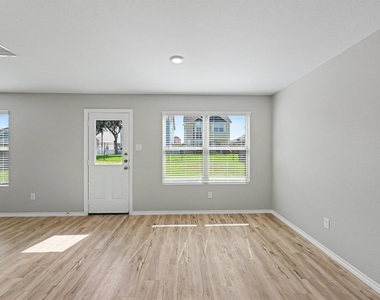 11135 N Lake Mist Lane - Photo Thumbnail 12