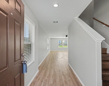 11135 N Lake Mist Lane - Photo Thumbnail 5