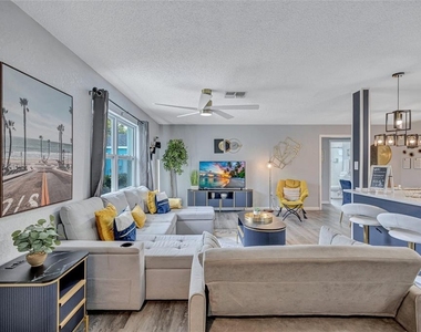3405 Poinsettia Drive - Photo Thumbnail 23