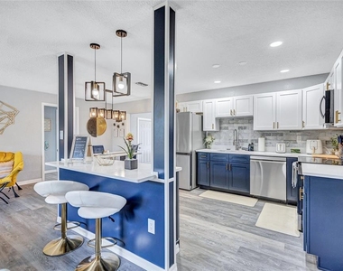3405 Poinsettia Drive - Photo Thumbnail 20