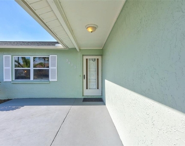 3405 Poinsettia Drive - Photo Thumbnail 3
