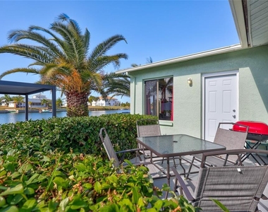 3405 Poinsettia Drive - Photo Thumbnail 9