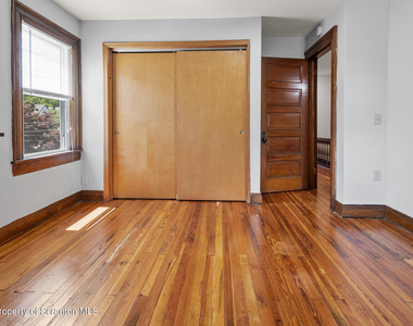 1015 E Gibson Street - Photo Thumbnail 18