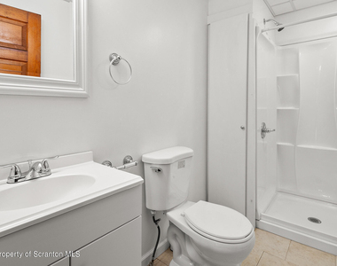 1015 E Gibson Street - Photo Thumbnail 20