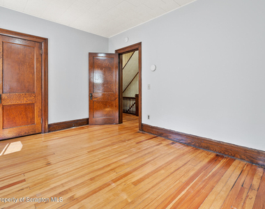 1015 E Gibson Street - Photo Thumbnail 25