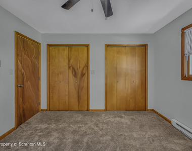 811 Moosic Road - Photo Thumbnail 11