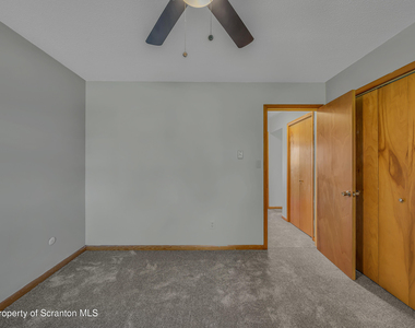 811 Moosic Road - Photo Thumbnail 13