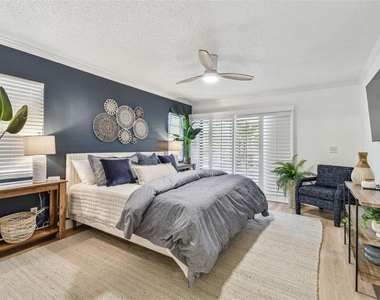 380 Fernshire Court - Photo Thumbnail 12