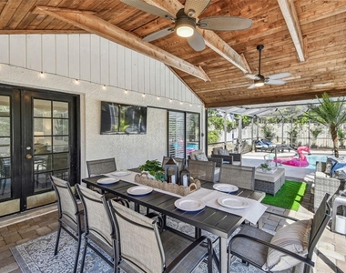 380 Fernshire Court - Photo Thumbnail 27