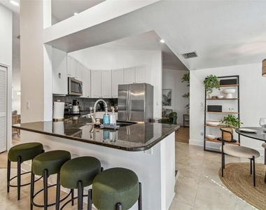 380 Fernshire Court - Photo Thumbnail 9