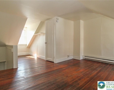 534 Hayes Street - Photo Thumbnail 9