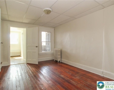 534 Hayes Street - Photo Thumbnail 6