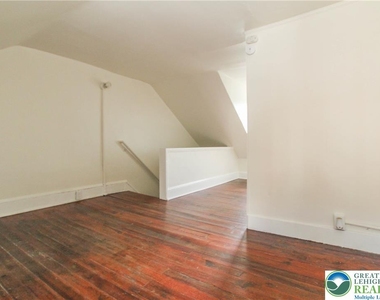 534 Hayes Street - Photo Thumbnail 8