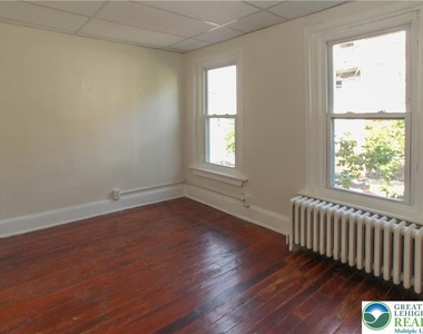 534 Hayes Street - Photo Thumbnail 5