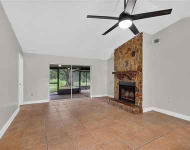 629 Stillview Circle - Photo Thumbnail 12