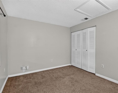 629 Stillview Circle - Photo Thumbnail 35