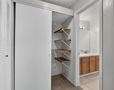 629 Stillview Circle - Photo Thumbnail 42